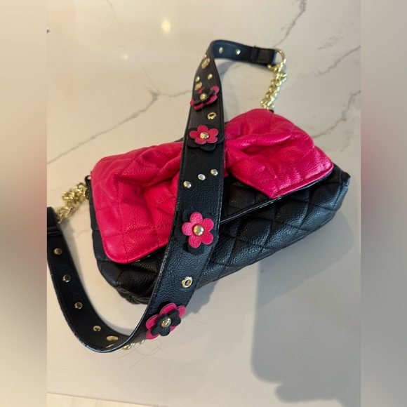 Betsey Johnson Big Bow Shoulder Bag, Fuchsia Multi - Picture 2 of 2